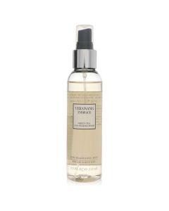 Vera Wang Embrace Green Tea And Pear Blossom by Vera Wang Fragrance Mist Spray 4 oz for Women