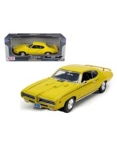 1969 Pontiac GTO Judge Yellow 1/18 Diecast Model Car by Motormax