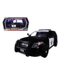 2015 Ford Interceptor Police Utility "California Highway Patrol" (CHP) Black and White 1/24 Diecast Model Car by Motormax