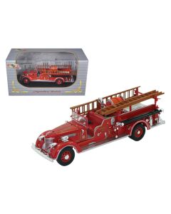 1939 Packard Fire Engine Truck Red 1/32 Diecast Model by Signature Models