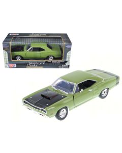 1969 Dodge Coronet Super Bee Green 1/24 Diecast Model Car by Motormax 