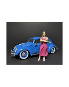 "Partygoers" Figurine II for 1/18 Scale Models by American Diorama