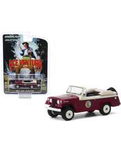 1967 Jeep Jeepster Convertible "Ace Ventura: When Nature Calls" (1995) Movie "Hollywood Series" Release 28 1/64 Diecast Model Car by Greenlight