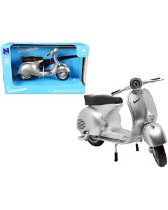 Vespa 150 GS Silver Metallic 1/12 Diecast Motorcycle Model by New Ray