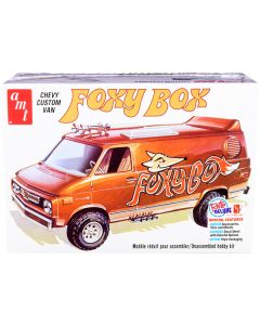 Skill 2 Model Kit Chevrolet Custom Van "Foxy Box" 1/25 Scale Model by AMT