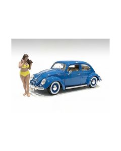 Beach Girl Amy Figurine for 1/24 Scale Models by American Diorama