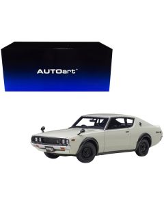 Nissan Skyline 2000GT-R (KPGC110) RHD (Right Hand Drive) White 1/18 Model Car by Autoart