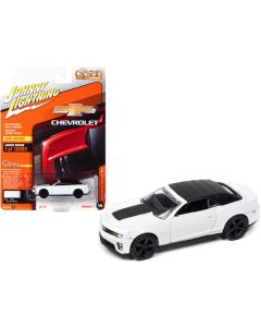 2013 Chevrolet Camaro ZL1 Convertible (Top Up) Summit White with Black Top "Classic Gold Collection" Series Limited Edition to 10860 pieces Worldwide 1/64 Diecast Model Car by Johnny Lightning