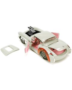 1957 Chevrolet Corvette Beige with Pink Interior with Bugs Bunny Figure "Looney Tunes" "Hollywood Rides" Series 1/24 Diecast Model Car by Jada