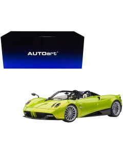 Pagani Huayra Roadster Verde Firenze Green Metallic and Carbon with Luggage Set 1/18 Model Car by Autoart