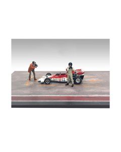 "Race Day" Two Diecast Figures Set 2 for 1/43 Scale Models by American Diorama