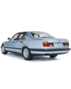 1986 BMW 730i (E32) Light Blue Metallic 1/18 Diecast Model Car by Minichamps