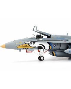 F/A-18C U.S. Navy Hornet Fighter Aircraft "VFA-82 Marauders" with Display Stand Limited Edition to 600 pieces Worldwide 1/72 Diecast Model by JC Wings