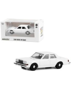 1980-1989 Dodge Diplomat Police Unmarked White "Hot Pursuit" "Hobby Exclusive" Series 1/64 Diecast Model Car by Greenlight