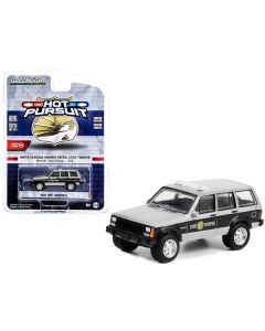 1995 Jeep Cherokee Black and Silver Metallic "North Carolina Highway Patrol State Trooper" "Hot Pursuit" Series 43 1/64 Diecast Model Car by Greenlight