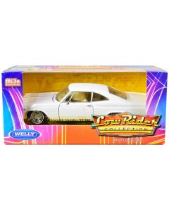 1965 Chevrolet Impala SS 396 Lowrider White "Low Rider Collection" 1/24 Diecast Model Car by Welly