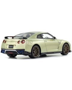 Nissan GT-R Premium Edition T-Spec RHD (Right Hand Drive) Millenium Jade Green Metallic 1/18 Model Car by Kyosho