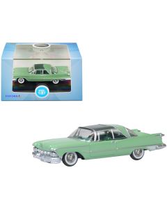 1959 Chrysler Imperial Crown 2 Door Hardtop Highland Green and Ballad Green 1/87 (HO) Scale Diecast Model Car by Oxford Diecast