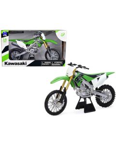 2019 Kawasaki KX 450F Dirt Bike Motorcycle Green and White 1/6 Diecast Model by New Ray