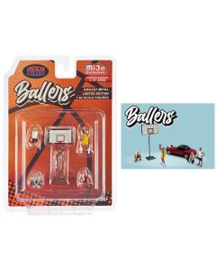 "Ballers" 5 piece Diecast Figure Set (4 Figures 1 Basketball Hoop) Limited Edition to 3600 pieces Worldwide 1/64 Scale Models by American Diorama