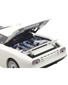 Bugatti EB110 GT White 1/18 Diecast Model Car by Autoart