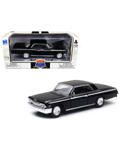 1962 Chevrolet Impala SS Black 1/25 Diecast Model Car by New Ray