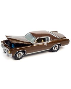 1971 Pontiac Grand Prix Bronzini Gold Metallic "Classic Gold Collection" Series Limited Edition to 8476 pieces Worldwide 1/64 Diecast Model Car by Johnny Lightning