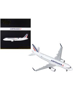 Airbus A320 Commercial Aircraft "Air France" White with Tail Stripes "Gemini 200" Series 1/200 Diecast Model Airplane by GeminiJets