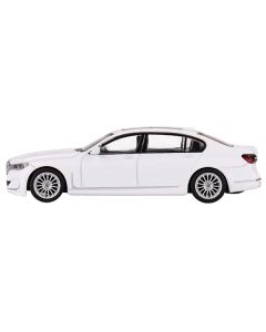 BMW Alpina B7 xDrive Alpine White with Sunroof Limited Edition to 1800 pieces Worldwide 1/64 Diecast Model Car by Mini GT