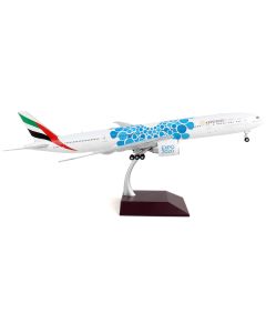 Boeing 777-300ER Commercial Aircraft "Emirates Airlines - Dubai Expo 2020" White with Blue Graphics "Gemini 200" Series 1/200 Diecast Model Airplane by GeminiJets