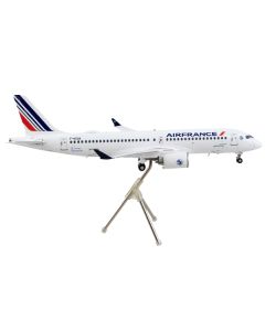 Airbus A220-300 Commercial Aircraft "Air France" White with Striped Tail "Gemini 200" Series 1/200 Diecast Model Airplane by GeminiJets