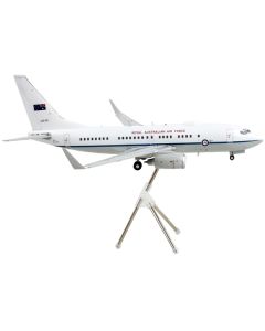 Boeing 737-700 Transport Aircraft "Royal Australian Air Force - A36-001" White and Gray "Gemini 200" Series 1/200 Diecast Model Airplane by GeminiJets