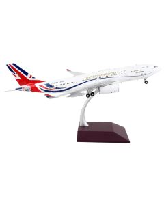 Airbus A330 MRTT Tanker Aircraft "British Royal Air Force" White with United Kingdom Flag Graphics "Gemini 200" Series 1/200 Diecast Model Airplane by GeminiJets