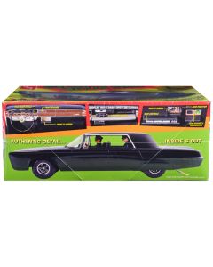 Skill 2 Model Kit Black Beauty "The Green Hornet" (1966–1967) TV Series with Green Hornet and Kato Figures 1/25 Scale Model by AMT