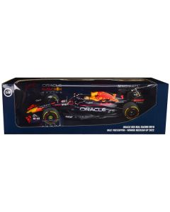 Red Bull Racing RB18 #1 Max Verstappen "Oracle" Winner F1 Formula One "Mexican GP" (2022) with Driver Limited Edition to 258 pieces Worldwide 1/18 Diecast Model Car by Minichamps