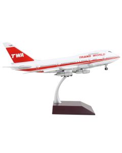 Boeing 747SP Commercial Aircraft with Flaps Down "TWA (Trans World Airlines)" White with Red Stripes and Tail "Gemini 200" Series 1/200 Diecast Model Airplane by GeminiJets