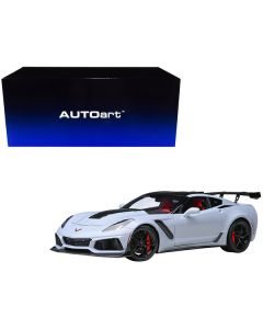 2019 Chevrolet Corvette C7 ZR1 Ceramic Matrix Gray Metallic with Carbon Top 1/18 Model Car by Autoart