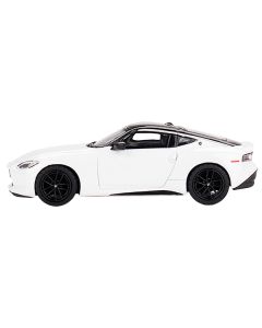 2023 Nissan Z Performance Everest White Metallic with Black Top Limited Edition to 3000 pieces Worldwide 1/64 Diecast Model Car by Mini GT