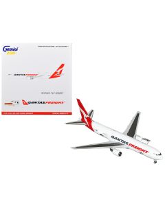 Boeing 767-300ERF Commercial Aircraft "Qantas Freight" White with Red Tail "Gemini 200 - Interactive" Series 1/200 Diecast Model Airplane by GeminiJets