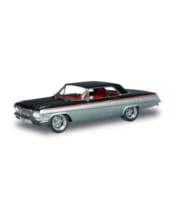 Level 4 Model Kit 1962 Chevrolet Impala Hardtop 3-in-1 Kit 1/25 Scale Model by Revell