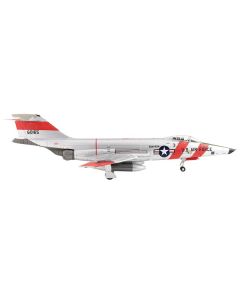 McDonnell RF-101C Voodoo Fighter Aircraft "Operation Sun Run 363rd TRW" (1957) United States Air Force "Air Power Series" 1/72 Diecast Model by Hobby Master