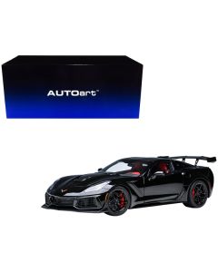 2019 Chevrolet Corvette C7 ZR1 Black with Carbon Top 1/18 Model Car by Autoart