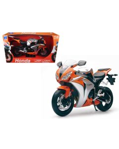 2010 Honda CBR 1000RR Motorcycle 1/6 Diecast Model by New Ray