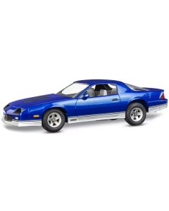 Level 4 Model Kit 1985 Chevrolet Camaro Z/28 1/24 Scale Model by Revell