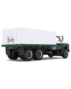 1970s Chevrolet C65 Grain Truck Green and White 1/64 Diecast Model by DCP/First Gear