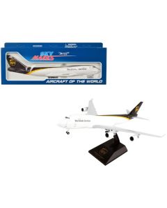 Boeing 747-400F Commercial Aircraft with Landing Gear "UPS Worldwide Services" (N572UP) White and Brown (Snap-Fit) 1/200 Plastic Model by Skymarks