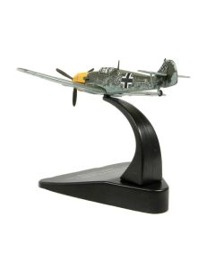 Messerschmitt Bf 109E-4 Fighter Plane Pilot: Hauptmann Wolfgang Lippert GrpKdr II/JG 27 (1940) "Oxford Aviation" Series 1/72 Diecast Model Airplane by Oxford Diecast