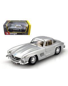 1954 Mercedes Benz 300 SL Gullwing Silver 1/24 Diecast Model Car by Bburago