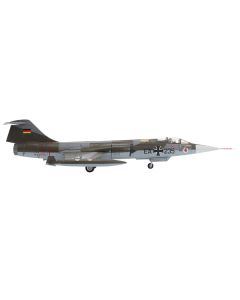 Lockheed RF-104G Starfighter Fighter Aircraft "AG 51 Immelmann" (1966) German Luftwaffe "Air Power Series" 1/72 Diecast Model by Hobby Master