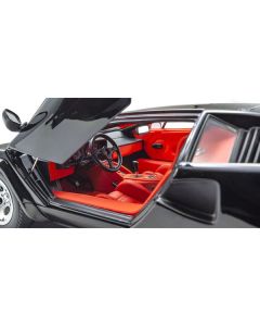 Lamborghini Countach LP 5000 Quattrovalvole Black with Red Interior 1/18 Diecast Model Car by Kyosho